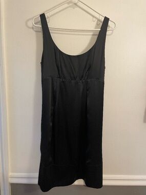 The Limited Y2K 100% silk black midi cocktail dress with side zipper size 6